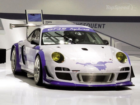 2011-Porsche-911-GT3-R-Hybrid-1.jpg