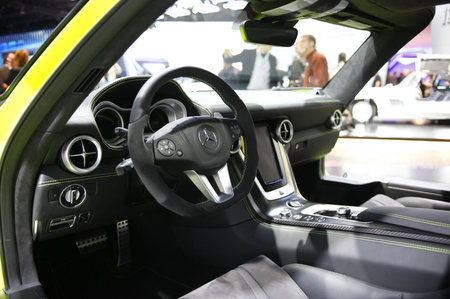 Mercedes-electric-SLS-AMG-E-Class-4.jpg
