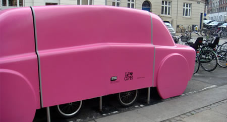 Pseudo_pink_car2.jpg
