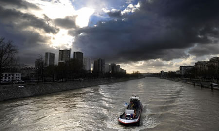 River-Seine-Paris.jpg
