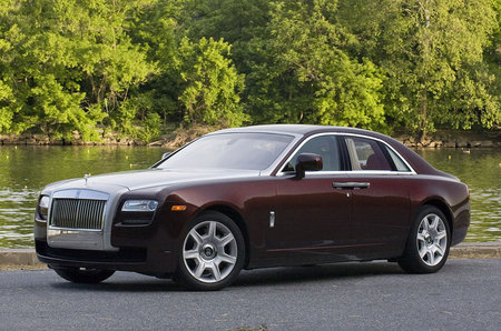 Rolls_Royce_Electric_Luxury_Car.jpg
