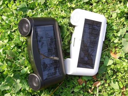Solar_powered_speakers.jpg