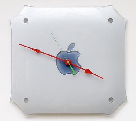 apple_mac_clock.jpg