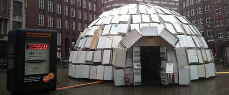 igloo_from_recycled_refrigerators.jpg