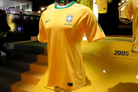 nike's_recycled_soccer_jerseys3.jpg