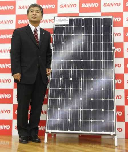 sanyo_HIT_solar_cell.jpg